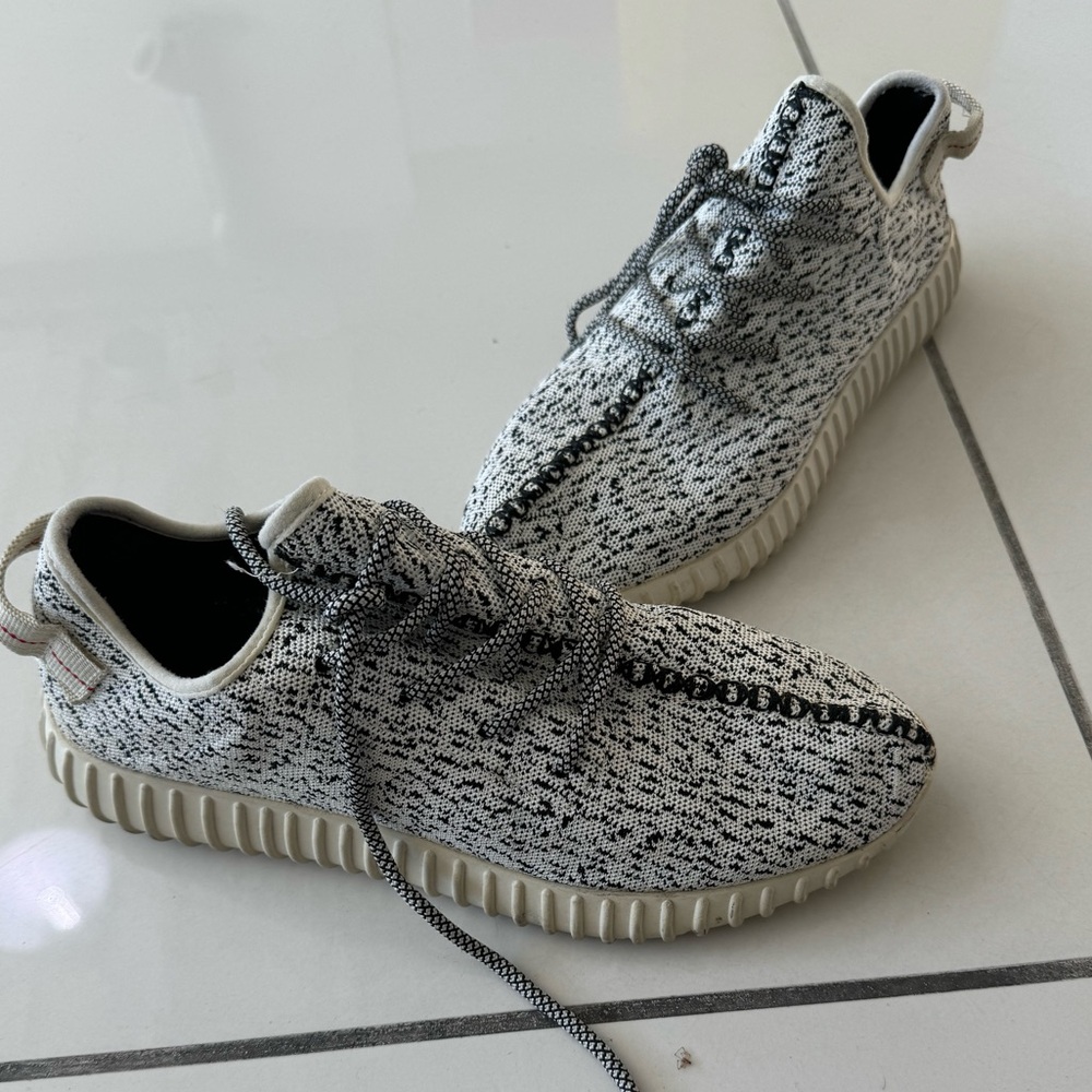 Yeezy Turtle Dove Sneakers